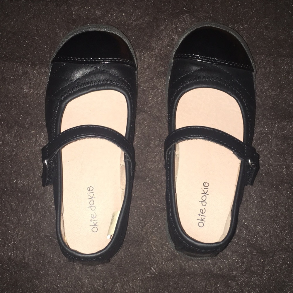 Girls size 10 dress shoes